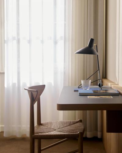 Double Room image 6