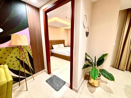 1 Bed | GoldCrest | DHA | 13 Flr, Lahore (foto 9)