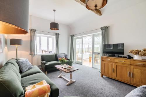 Exterior view, Bettys Barn in Chelborough