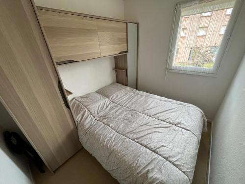 Appartement SENILLADES à Saint Pierre La Mer - image 2
