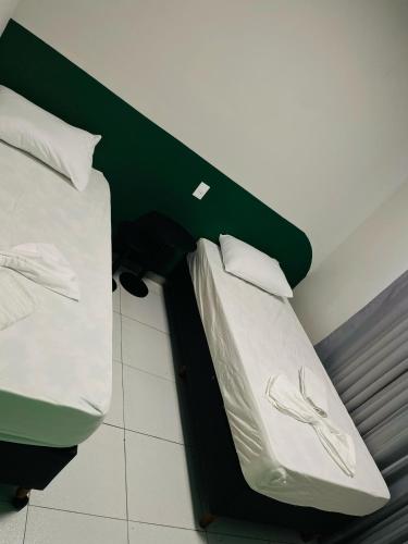 Double Room image 2