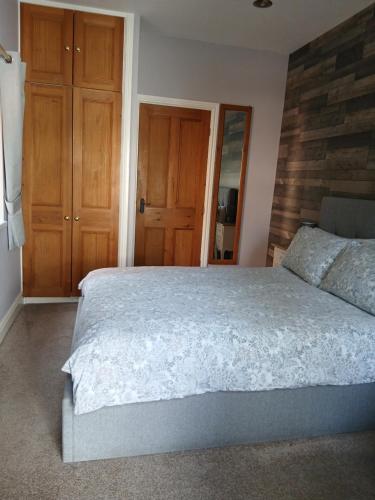 Double Room image 6