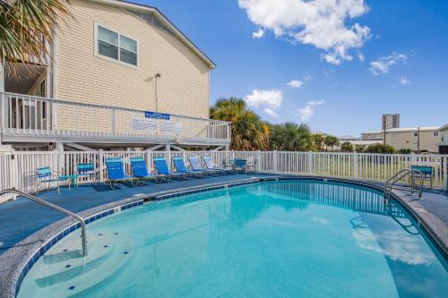 Sea & Sun 204 by Vacation Homes Collection in Little Lagoon