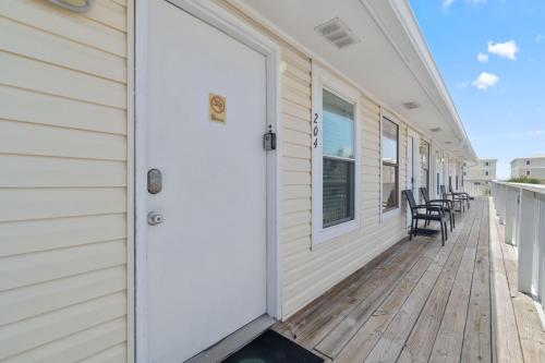 Sea & Sun 204 by Vacation Homes Collection in Little Lagoon