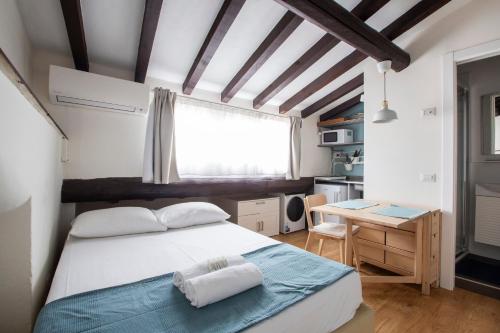 Cozy Studio near Centrale, Milán