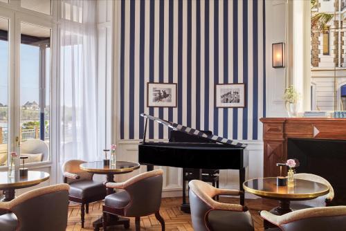 Hôtel Barrière Le Grand Hôtel Dinard - image 13