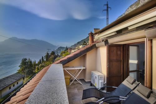 Superior One-Bedroom Apartment with Balcony