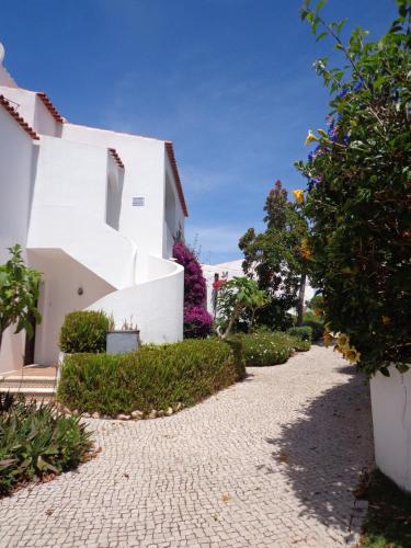 Apartamento 2 quartos, 2 wc, vista mar e piscina in Centro da Cidade Carvoeiro