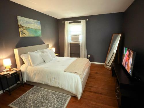 Independence Day Best Fireworks View July 6 in Clifton (New Jersey)