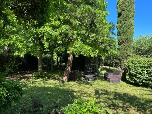 주변 환경, Havre de paix cosy avec jardin proche du centre-ville de Poitiers in 보리우