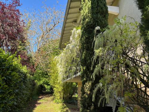 숙소 외관, Havre de paix cosy avec jardin proche du centre-ville de Poitiers in 보리우