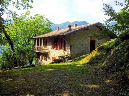  Casa Vecia, Bracca bei Botta