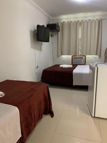 1 double bed, 1 twin bed