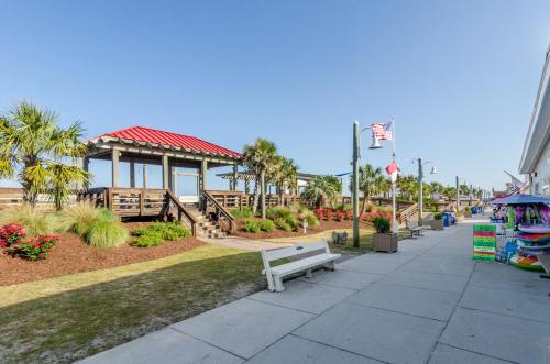 Peaki Tiki by Bryant Real Estate - image 2