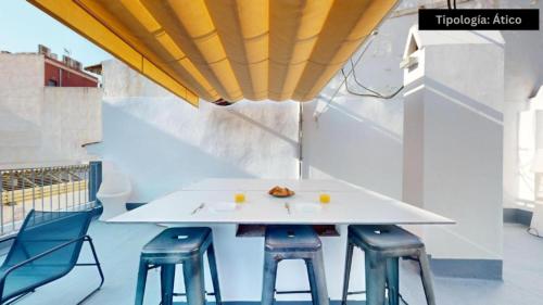 Penthouse two Bedroom Apartment with private Terrace image 6