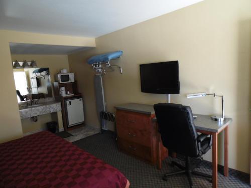Trails Motel image 49