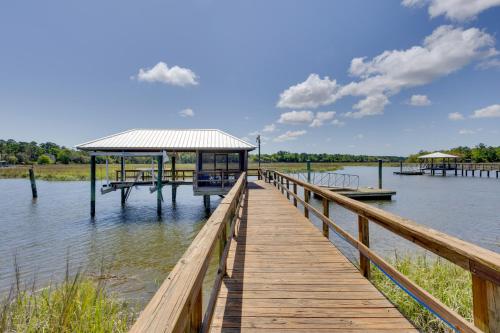 Fish, Boat & Unwind: 'Creekside Oasis' in Darien! in دارين - جورجيا