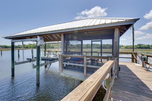 Fish, Boat & Unwind: 'Creekside Oasis' in Darien! in دارين - جورجيا