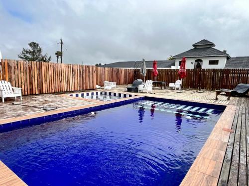 สระว่ายน้ำ, Forest Gate Apartments and Rooms in ฮาร์เคอร์วีลล์