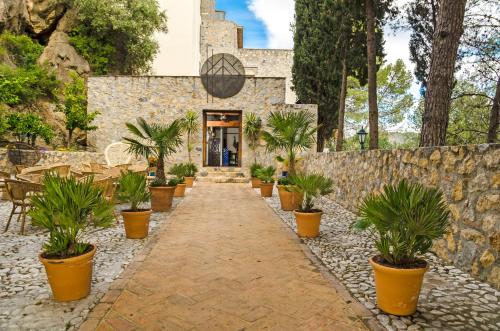 Hotel Castillo de Monda - image 10