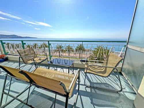 Sea Front Holiday Saphir