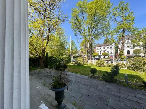 Villa Linnenschmidt, Historische Villa, Bremen Zentral, HBF, Messe, ÖVB Arena, Kostenloser Parkplatz, Altstadt, Brémy (fotografie 8)