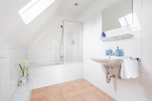 MY Messe & Business Home - Refrath - image 11