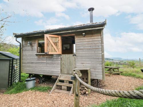Shepherd's Hut gîte à louer Row Bow Mediumwave Transmitter