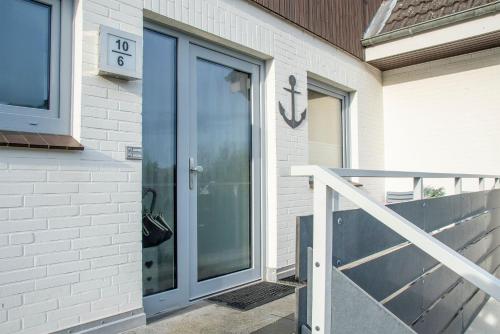 Apartment with Terrace image 9
