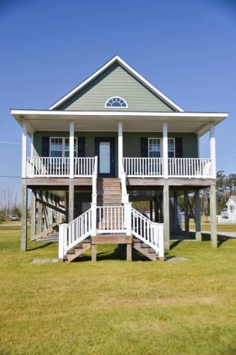 . 3BR Loft Cozy House Fishing Boating Views