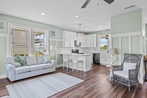 3BR Harkers Island Dream King bed Sound Views in Harkers Island (NC)