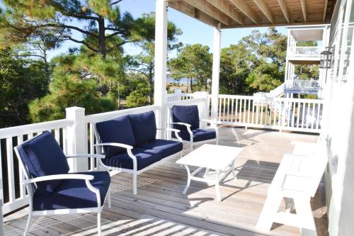 3BR Harkers Island Dream King bed Sound Views in Harkers Island (NC)