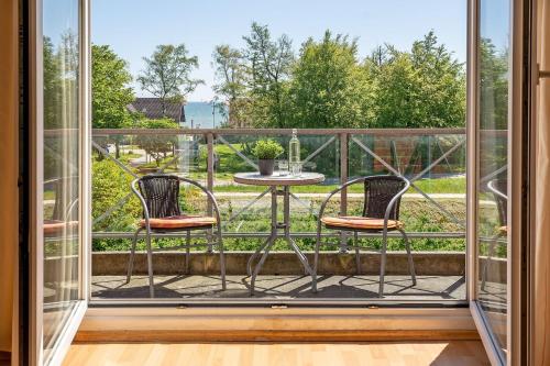 Kaiserhof 42-44 Dunenrose 194m von Seebrückenvorplatz entfernt