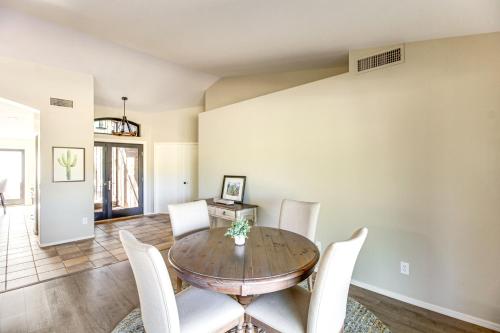 Newly Renovated Home with Pool Access in Tucson! in Catalina