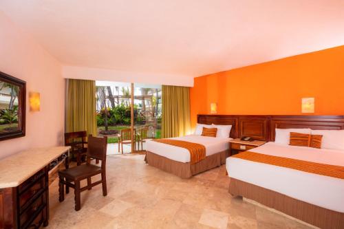 room detail thumbnail 1