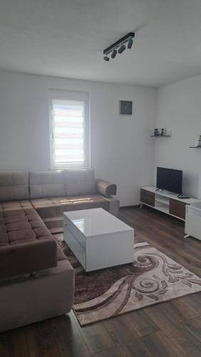 Stan na dan Baća, Foča