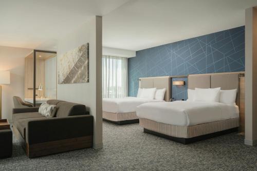 Sleeps 6