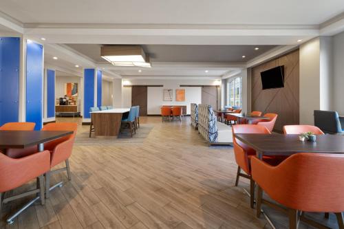 ทัศนียภาพภายนอกโรงแรม, Holiday Inn Express & Suites Aiken by IHG in ไอเคน (SC)