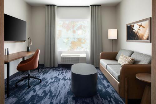King Suite with Sofa Bed