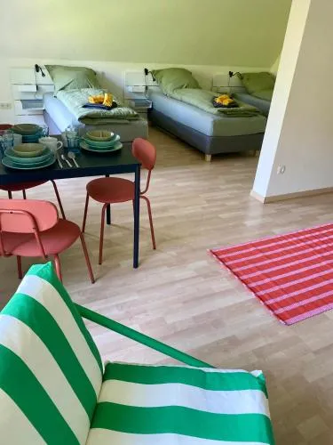 Work&Travel WE62 - Parkplatz, Netflix, Internet für 3 Gäste in Markranstädt, Deutschland