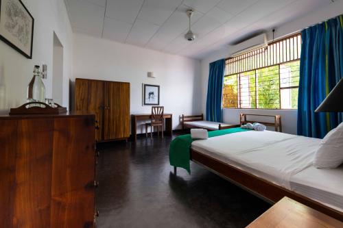 Deluxe Double Room image 10