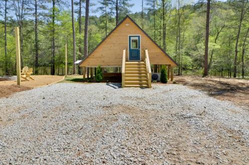 . Cabin w/ Lake Access Near Talladega Nat'l Forest