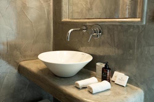 Black Diamond Suites - image 2