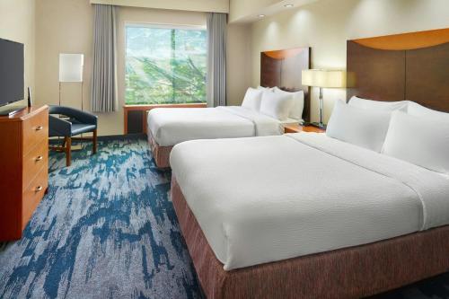 Fairfield Inn & Suites by Marriott Commerce - image 12