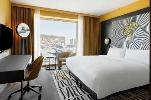 Renaissance Zurich Tower Hotel in Zürich, Schweiz