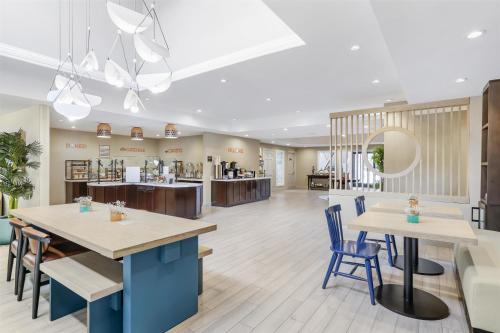 Sonesta ES Suites Chatsworth - image 14