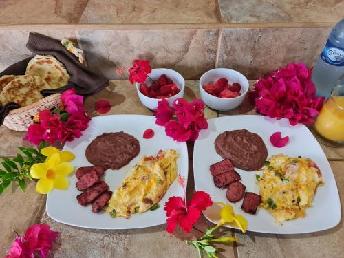 Eten en drinken, GM Suites Bed & Breakfast  in Belmopan