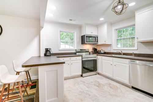 Charming Apartment in Downtown Georgetown! in Georgetown, USA