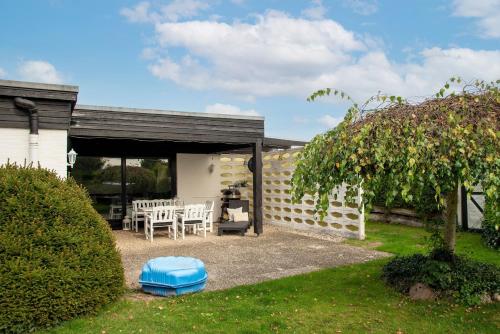 Holiday Home image 7