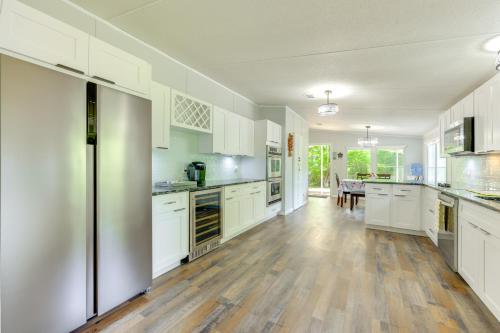 Palatka Hideaway with Fireplace and Private Porch in Palatka (Florida)